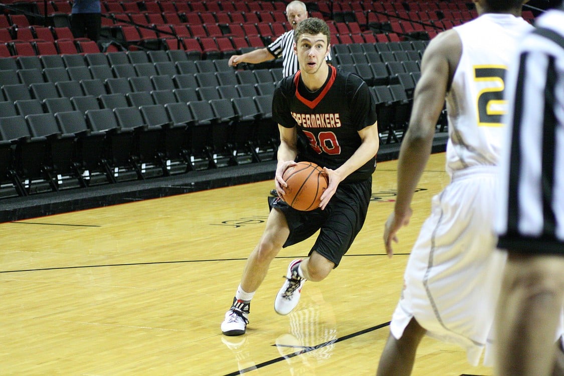 Trevor Jasinsky drives down the lane.