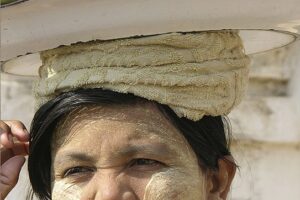 More than a decade in the making,  "The Burma Cookbook" spans Myanmar's opulent tradition of empire: from the past century's best recipes to contemporary dishes of today. The result is a unique cookbook and travelogue, with illustrations and photographs.