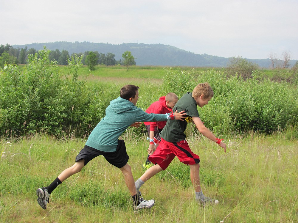 "Invasives vs Natives" is an interactive way that outdoor school organizers teach students about the local ecosystem.
