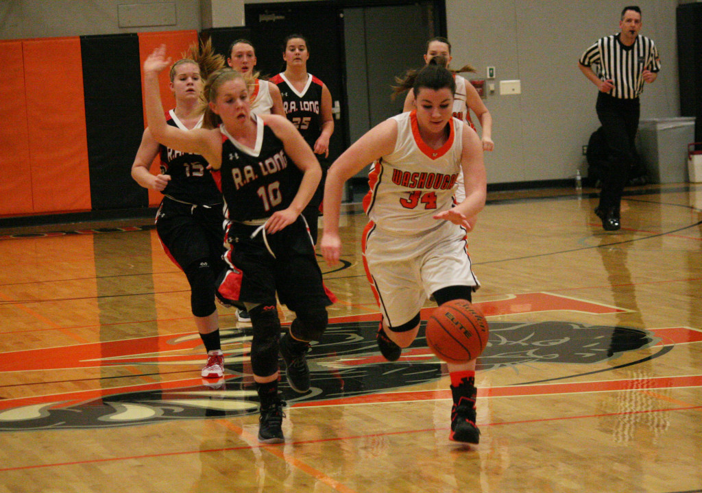 Alyssa Blankenship broke loose for 31 points, 13 steals and seven rebounds Monday, to help the Panthers defeat R.A. Long 63-47. 