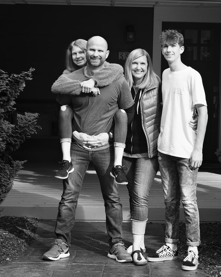 (Contributed photo courtesy of Lara Blair Photography)
Camas photographer Lara Blair is documenting the COVID-19 pandemic by taking portraits of Camas families who are sheltering in place to avoid catching or spreading the deadly virus.