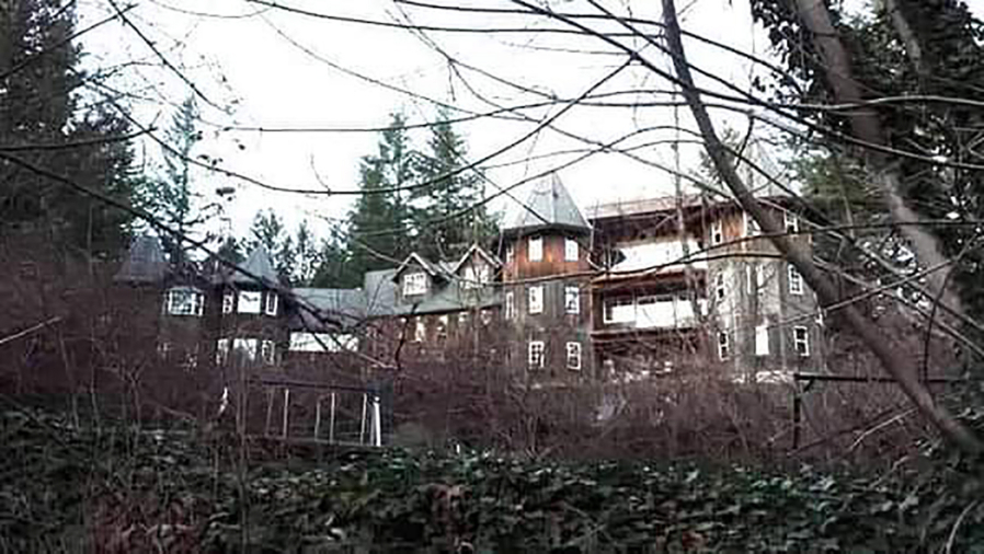 Contributed photo courtesy of Jack Loranger 
 Jack and Lori Loranger's rural Washougal house included an outdoor pool, rooftop garden and five castle-like "towers."