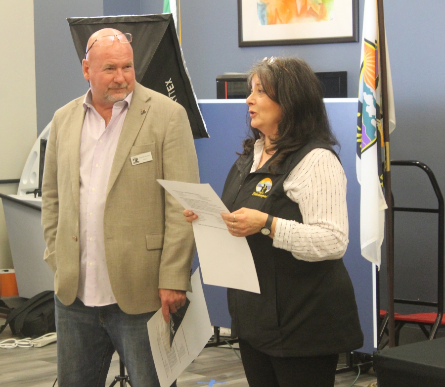 Doug Flanagan/Post-Record
Rose Jewell (right), the city of Washougal’s community engagement manager, announces Chuck and Barbara Carpenter as the winners of the 2023 Rose M. Jewell Volunteer of the Year award as Mayor David Stuebe looks on during the city of Washougal’s Hometown Heroes event, held March 21 at the Washougal Community Center.