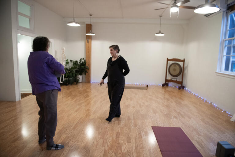 Regina Westmoreland of Vancouver, left, chats with Jacquie Hill of Livewell before a fitness class in Camas on Friday morning, Jan. 10, 2025.