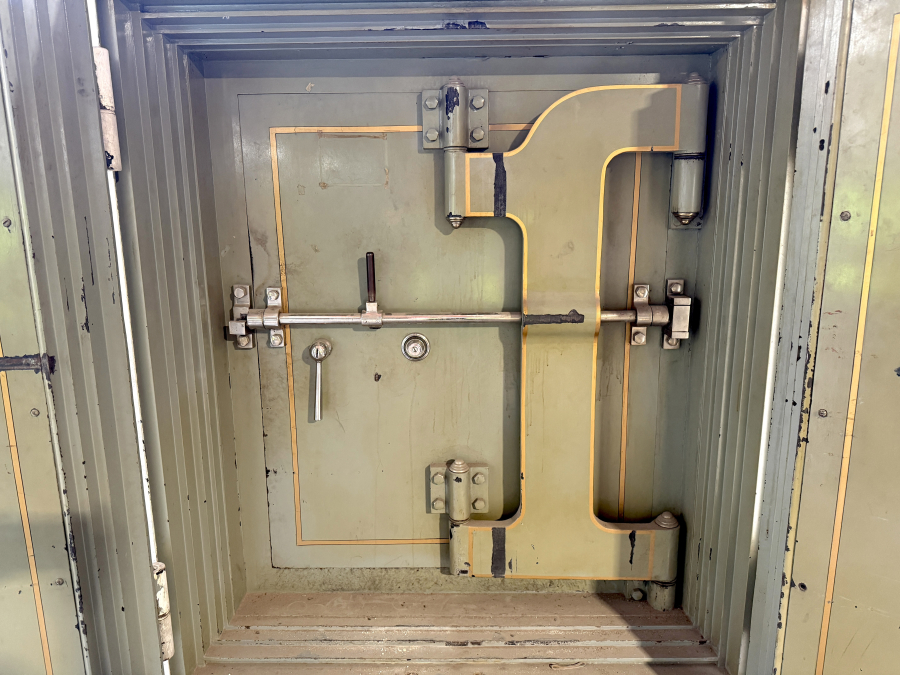 Inside the outer safe, Dave McOmie discovered a bank vault used as an inner door. “First one like this I have ever seen,” he said. (Photo contributed by Dave McOmie)
