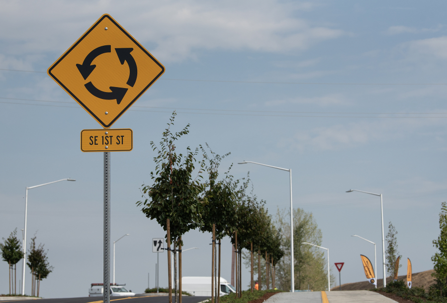 SECONDARY A sign notifies drivers of an upcoming roundabout as construction work on Southeast 1st Street is done and the road has reopened, as seen Wednesday morning, Sept. 3, 2025. (Amanda Cowan/The Columbian)