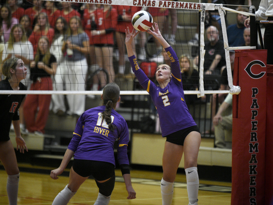Columbia River senior Avery Seley (2) sets the ball during a non-league volleyball match against Camas on Monday, Sept. 22, 2025 at Camas High School. (Micah Rice/The Columbian)