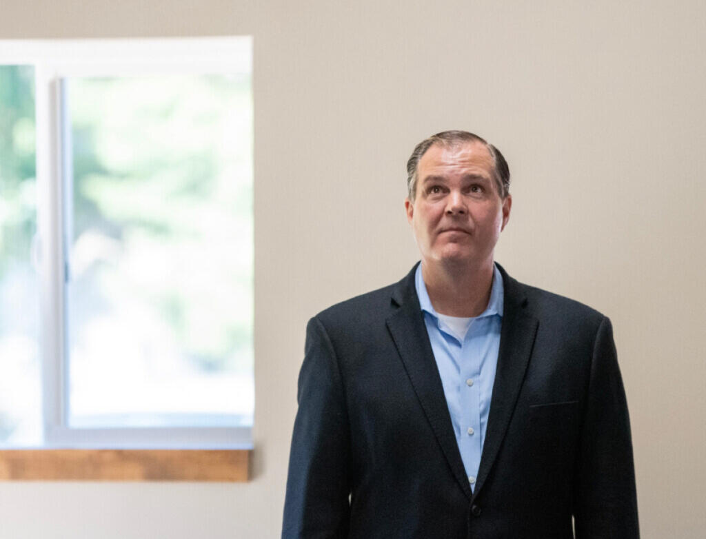Washington Sen. John Braun looks up at the ceiling Sept. 16, 2025, at La Center Wheel Club. (Taylor Balkom/The Columbian files)