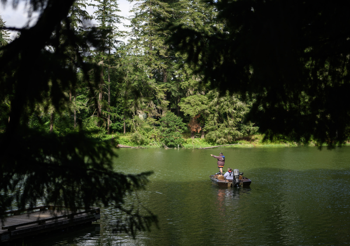 Boaters enjoy the sunshine June 30 at Lacamas Lake in Camas. (Taylor Balkom/The Columbian)