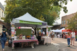 The Camas Farmers Market moved to a different location this year due to construction, but is still conveniently located. (Photos by Rachel Pinsky)