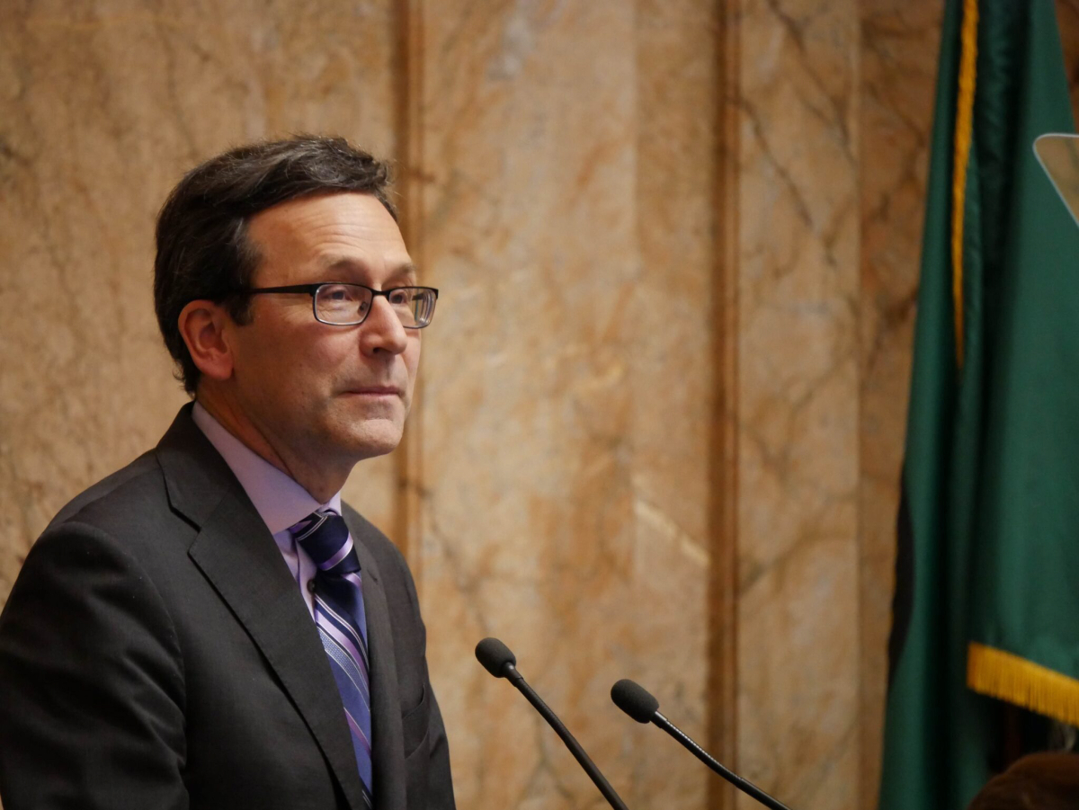 Cellphones in Schools: Governor expected to pre-file bill for legislative session