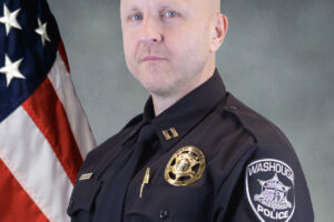 Mug name:Jim Quackenbush
Mug name:New Ridgefield police chief